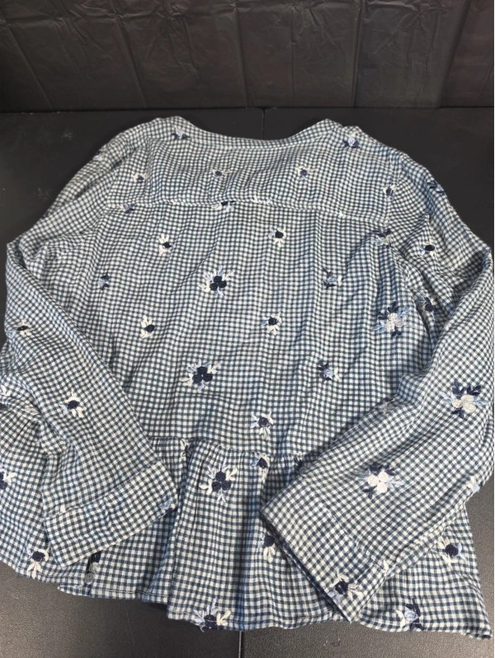 Embroidered shirt - Picture 5 of 6